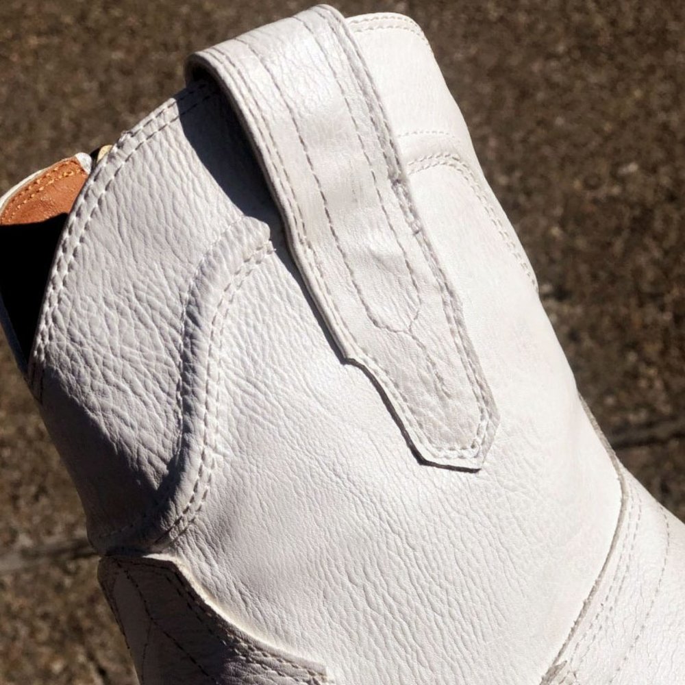 NEW Distressed Pointy Toe Stack Block Heel Western Ankle Booties Boots Off White - Picture 4 of 11